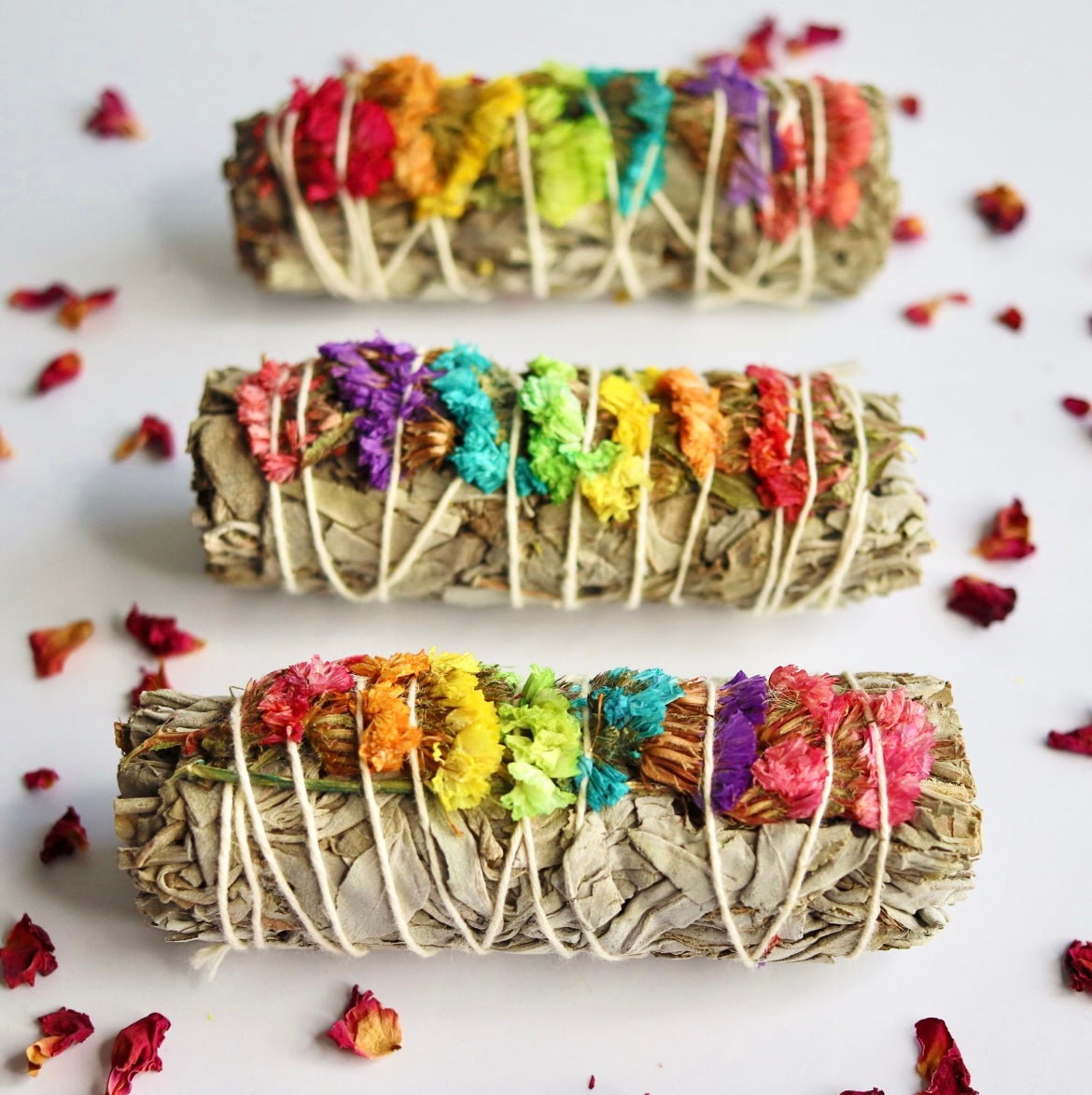 7 Chakra White Sage w/ Sinuata Flowers