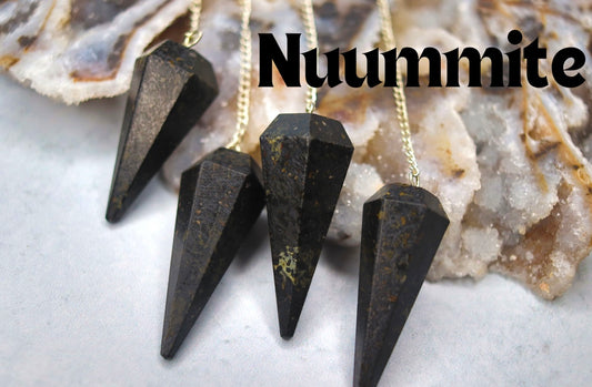 Nuummite Pendulum