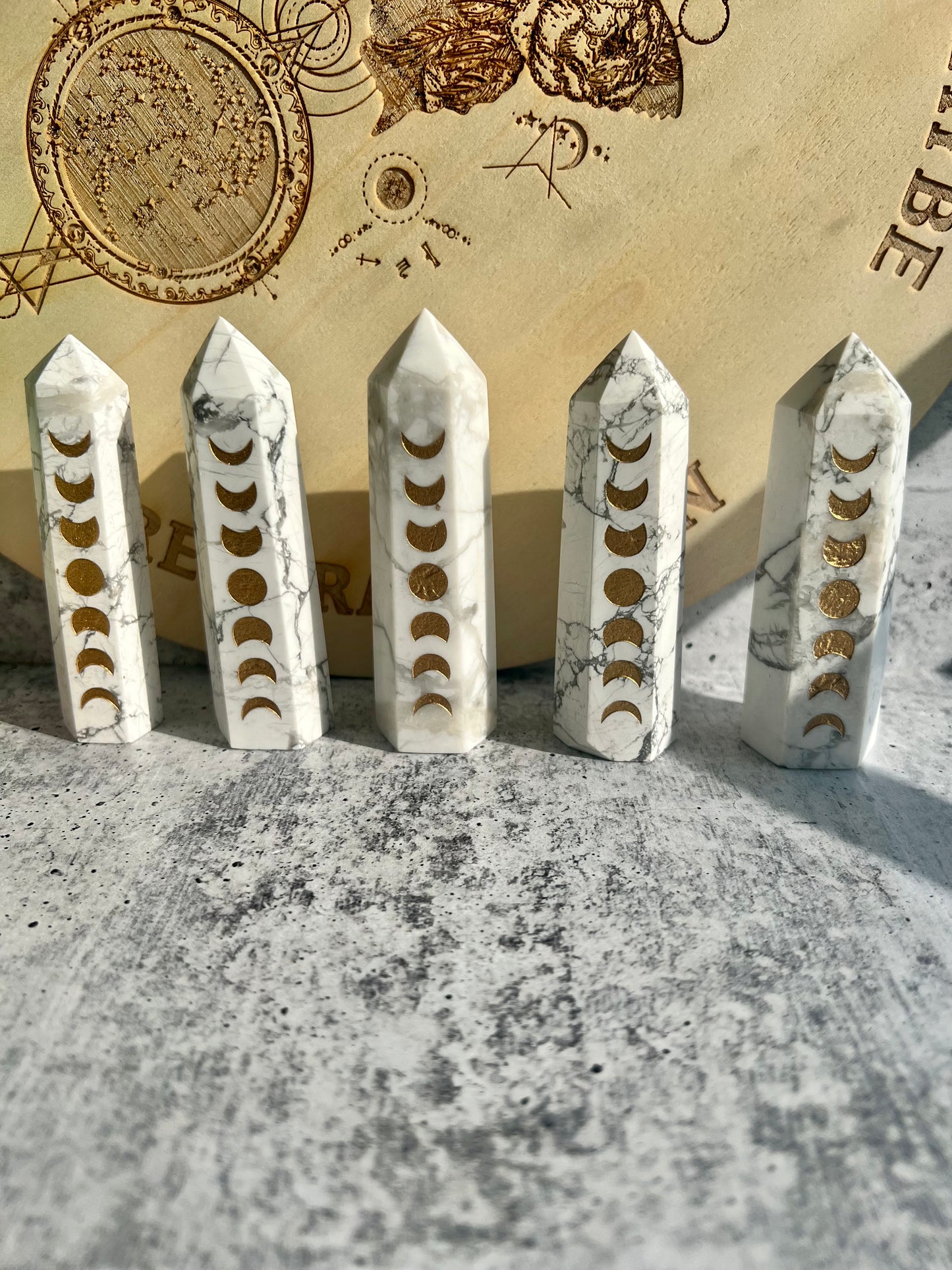 Moon Phase Howlite Tower